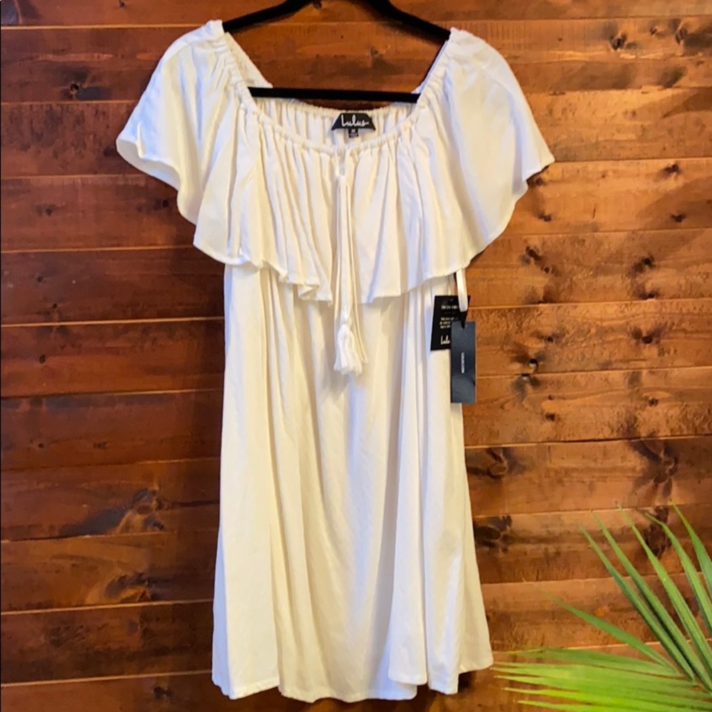 NWT Lulus off the shoulder dress